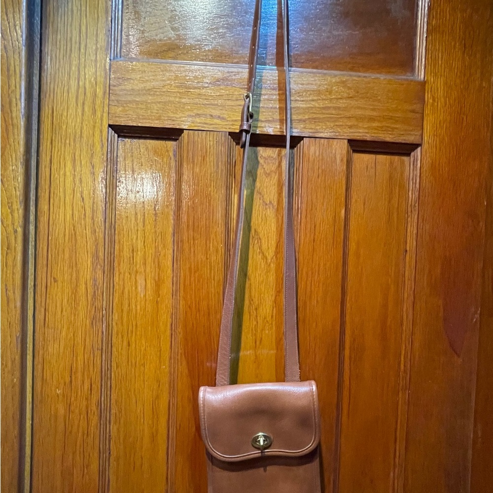 Coach Vintage Crossover Cell Phone Purse